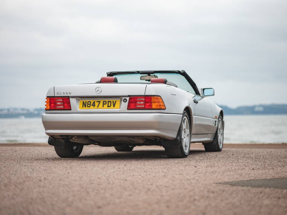 Immagine 9/42 di Mercedes-Benz SL 320 (1995)
