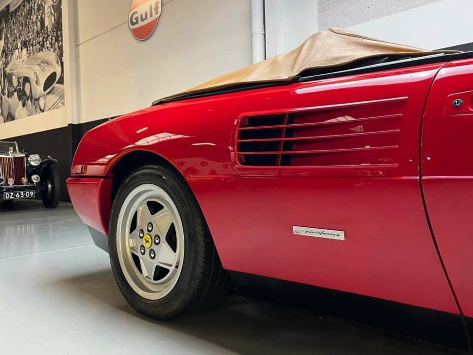 Bild 20/50 von Ferrari Mondial T (1990)