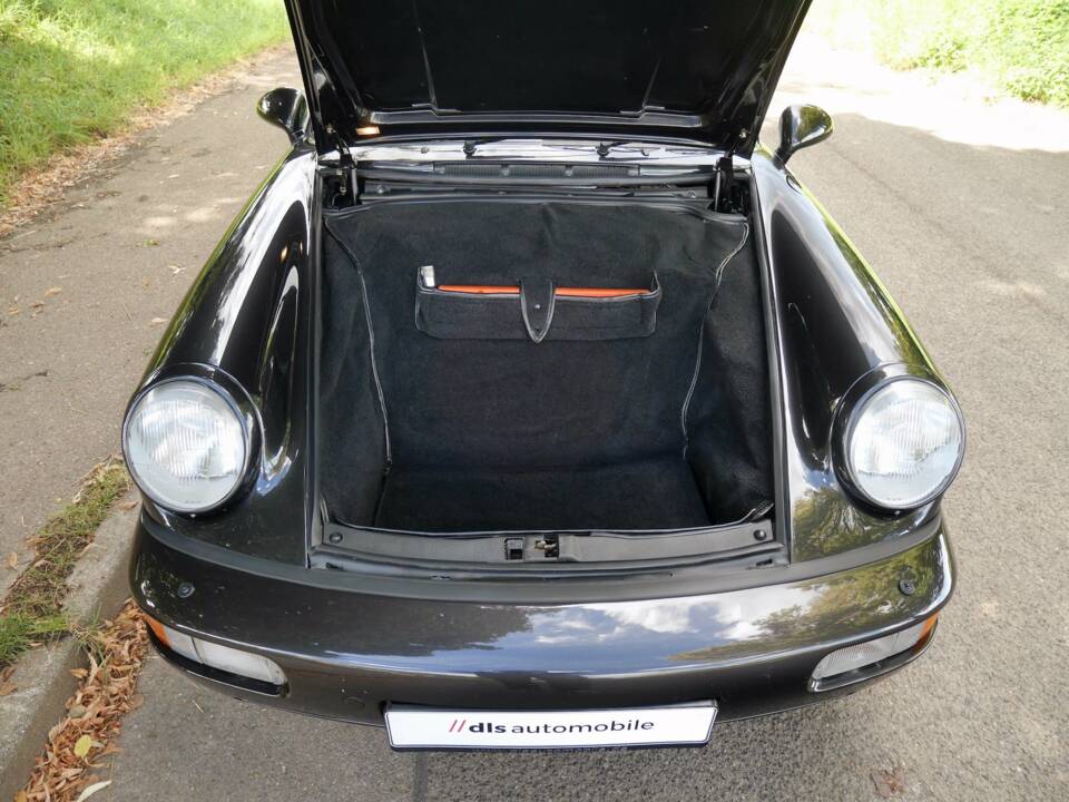 Bild 29/32 von Porsche 911 Carrera 4 (1992)