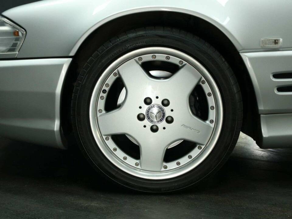 Image 30/30 of Mercedes-Benz SL 600 6.0 AMG (1996)