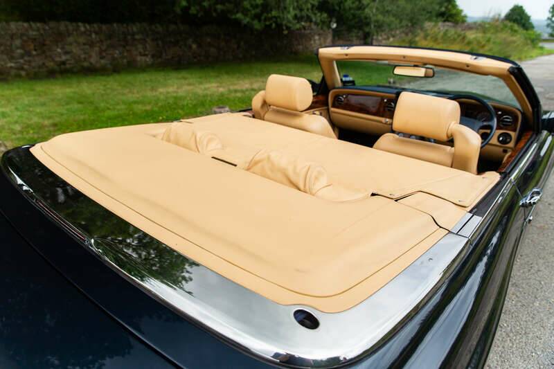 Afbeelding 27/50 van Bentley Azure (1997)