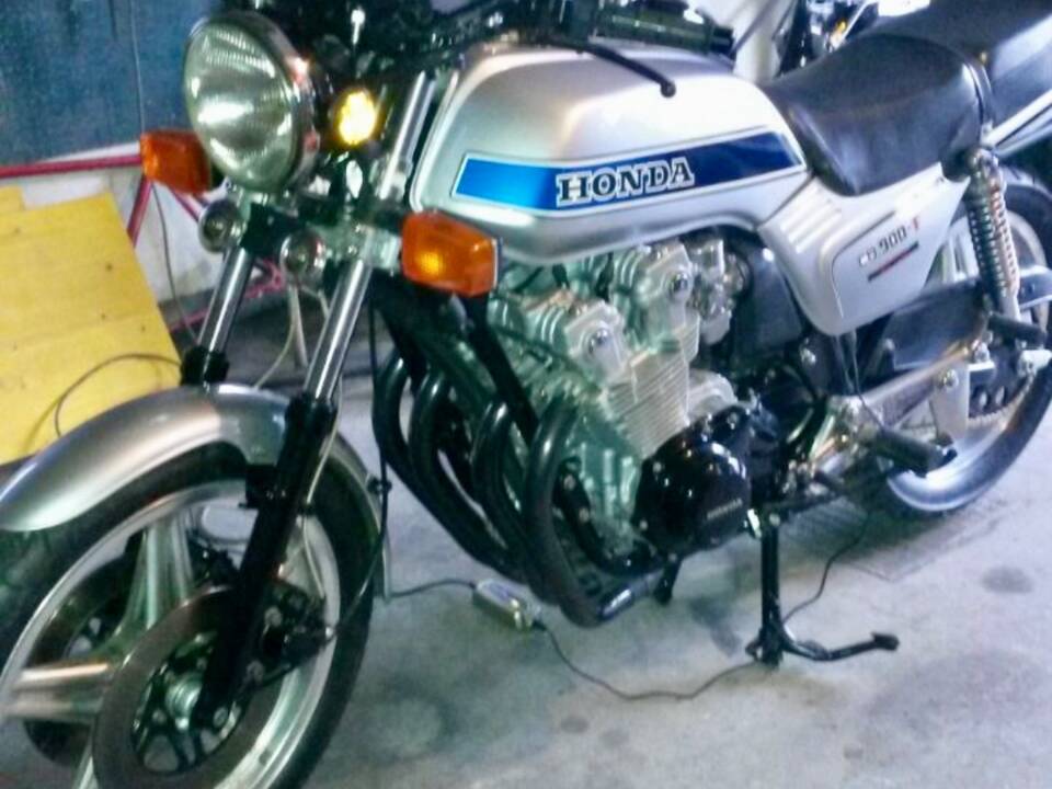 Immagine 1/5 di Honda CB 900 F Bol d'Or (1979)