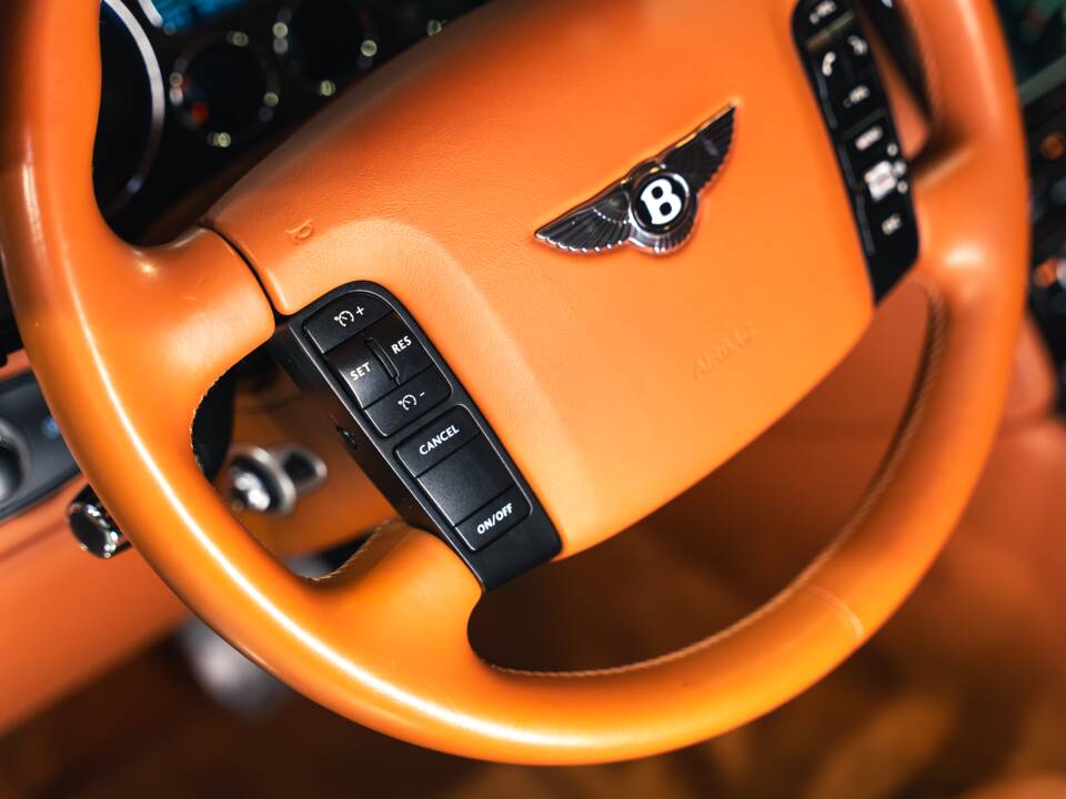 Bild 26/37 von Bentley Continental GT (2005)