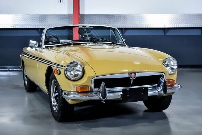 Image 5/7 de MG MGB (1973)