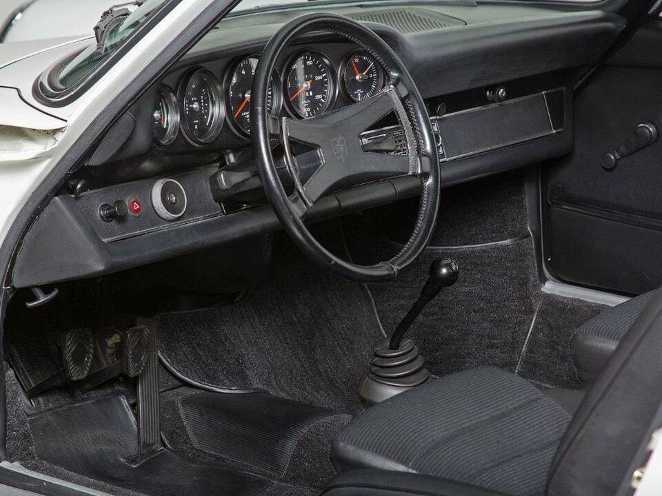 Immagine 13/19 di Porsche 911 Carrera RS 2.7 (Touring) (1973)
