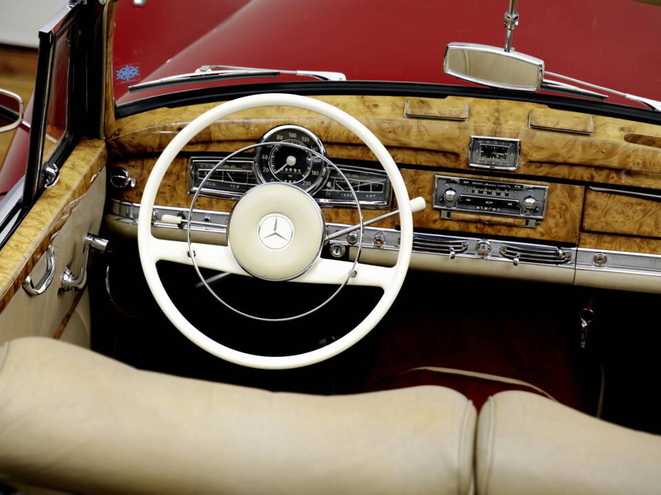 Image 11/23 of Mercedes-Benz 300 d Cabriolet D (1960)