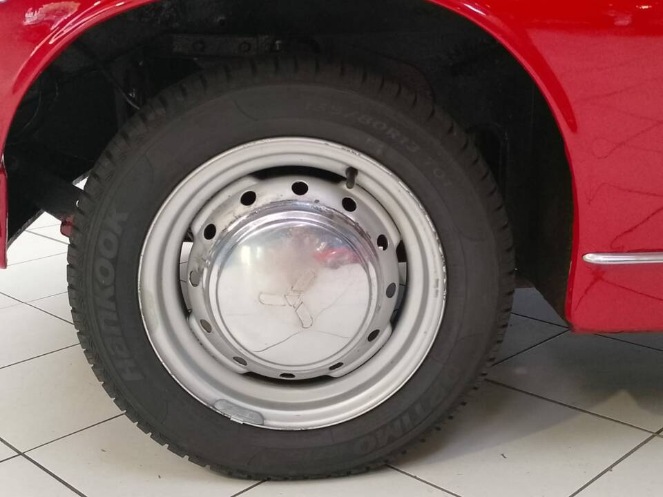 Image 34/47 of Innocenti 950 Spider (1962)