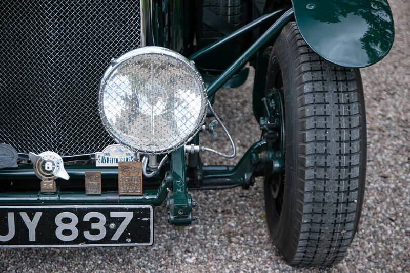 Immagine 16/47 di Bentley 4 1/2 Litre (1939)