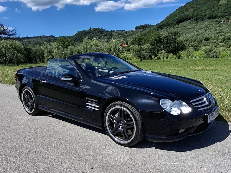 Image 1/9 of Mercedes-Benz SL 55 AMG (2003)
