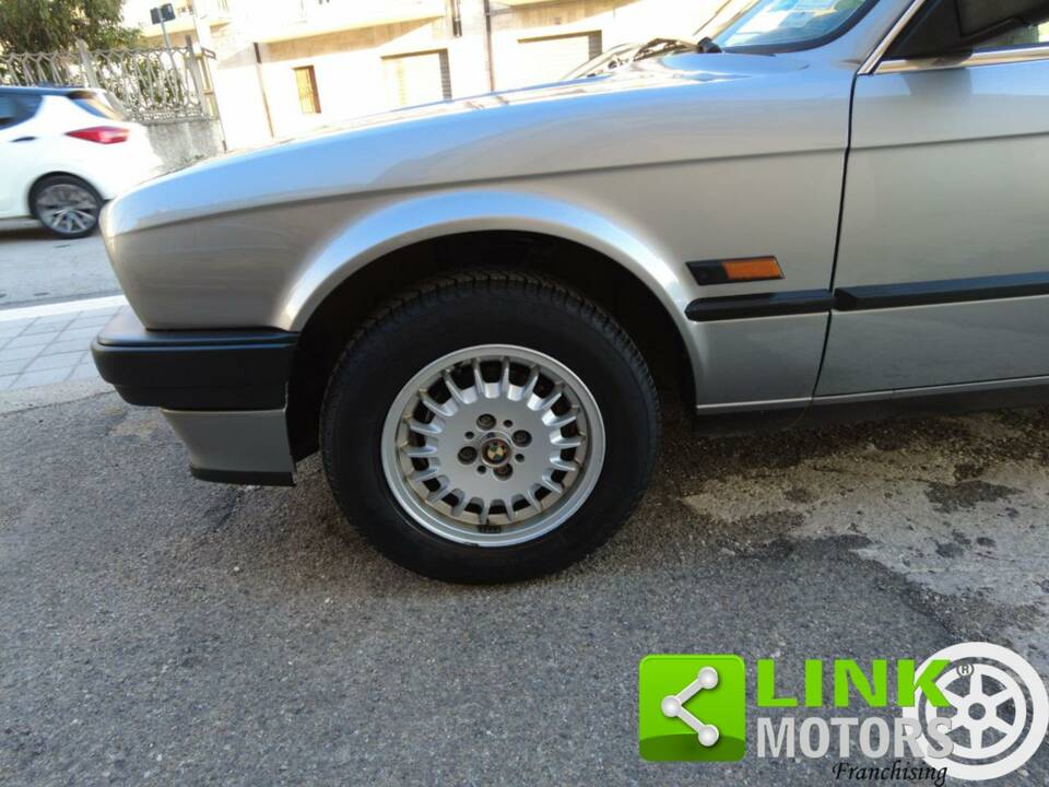 Imagen 4/10 de BMW 318i (1989)