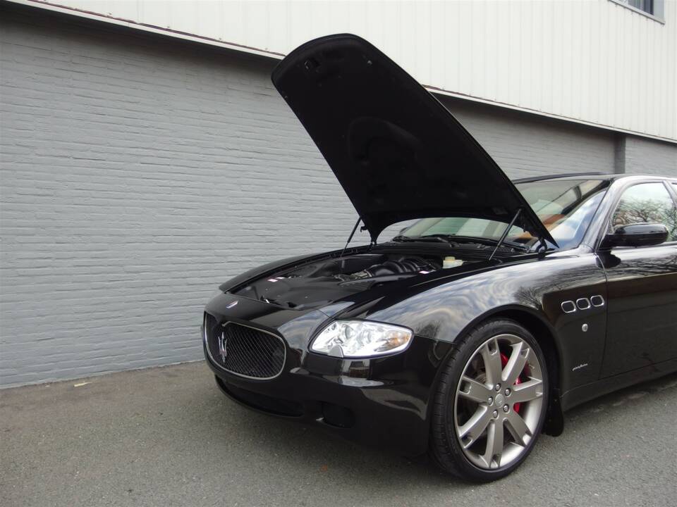 Bild 69/95 von Maserati Quattroporte 4.2 (2009)