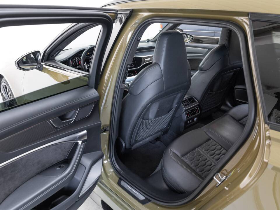 Image 31/40 of Audi RS6 Avant (2019)