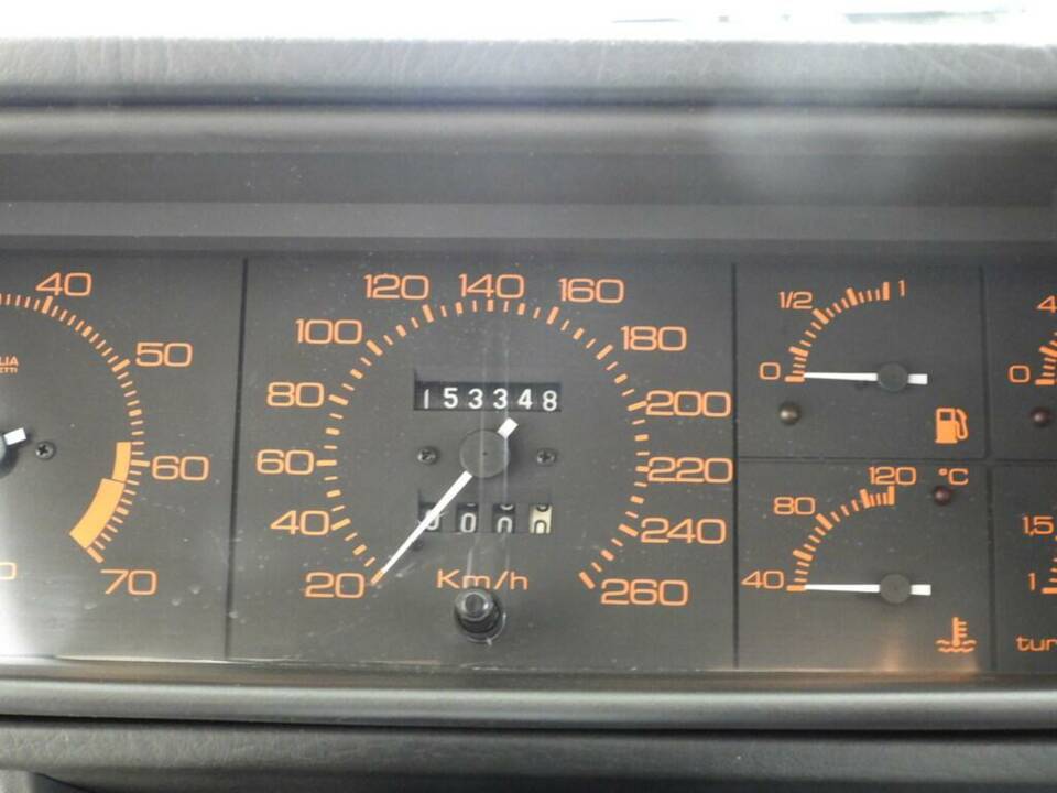 Afbeelding 6/10 van Alfa Romeo 75 1.8 Turbo (1988)