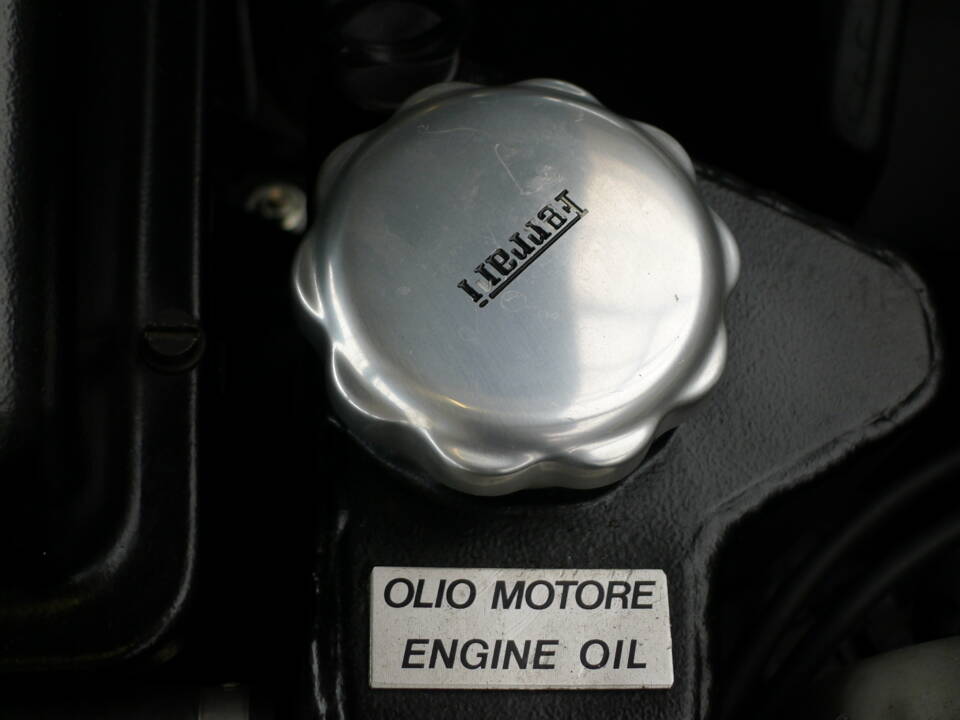 Image 14/41 of Ferrari 550 Maranello (2000)