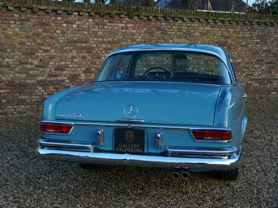 Bild 46/50 von Mercedes-Benz 250 SE (1967)