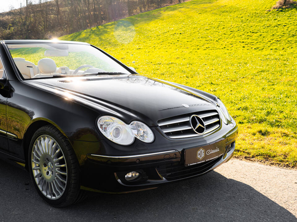 Imagen 18/77 de Mercedes-Benz CLK 280 (2008)