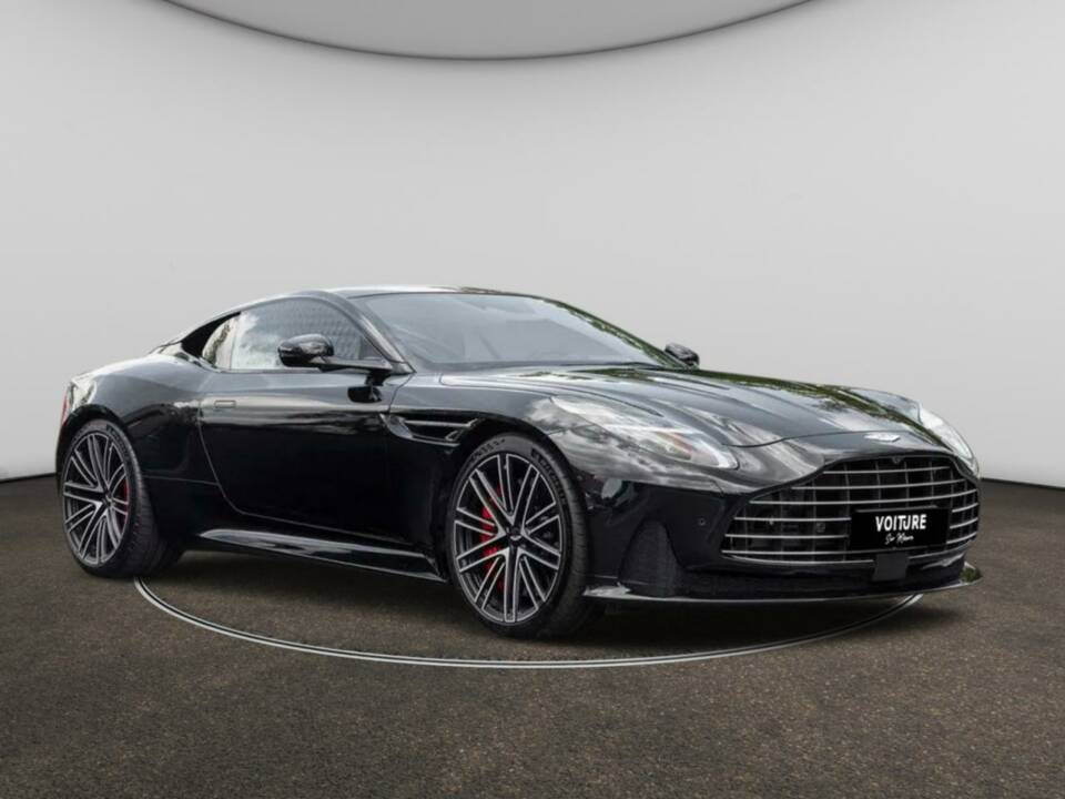 Bild 1/16 von Aston Martin DB12 (2023)
