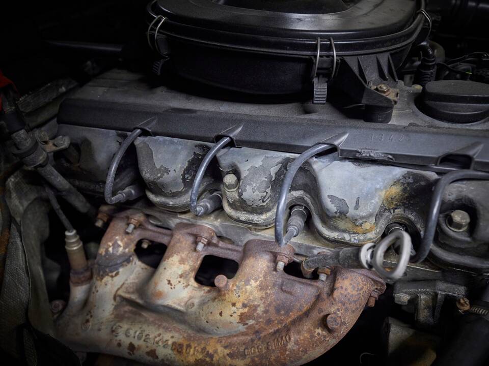Image 85/100 of Mercedes-Benz 230 TE (1990)