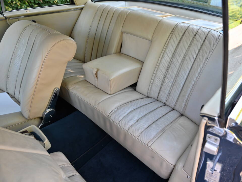 Immagine 10/17 di Mercedes-Benz 280 SE 3,5 (1971)