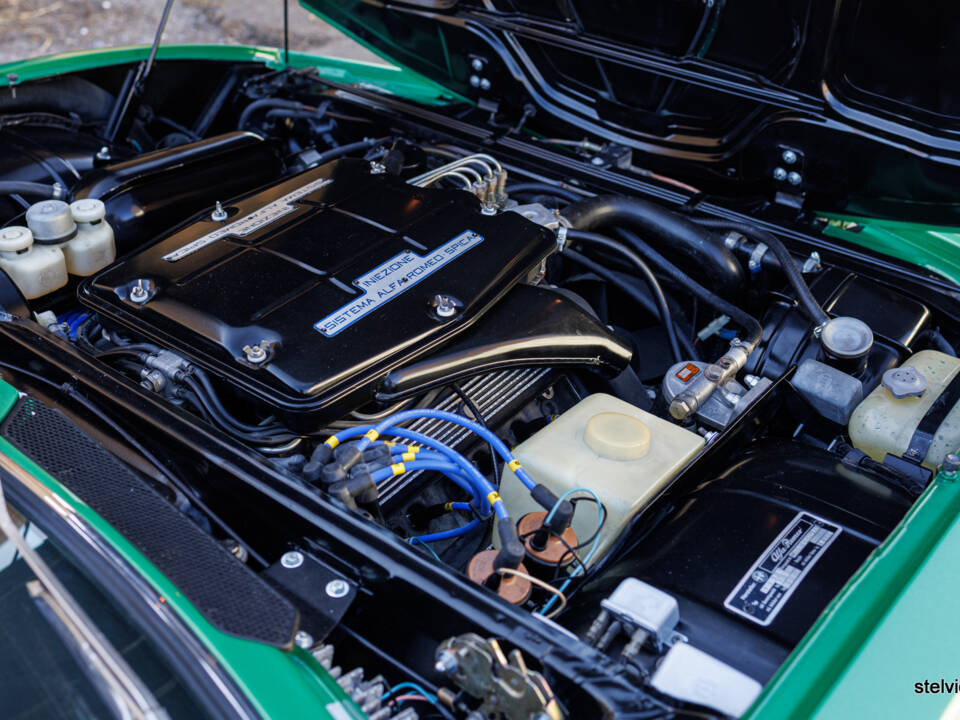 Image 43/49 de Alfa Romeo Montreal (1974)