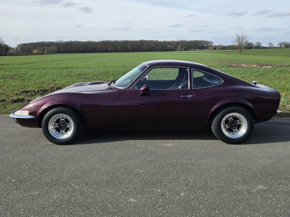 Bild 7/8 von Opel GT 1900 (1973)