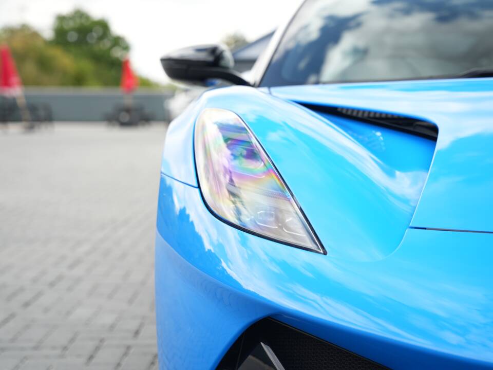 Image 35/50 of Lotus Emira "First Edition" (2022)