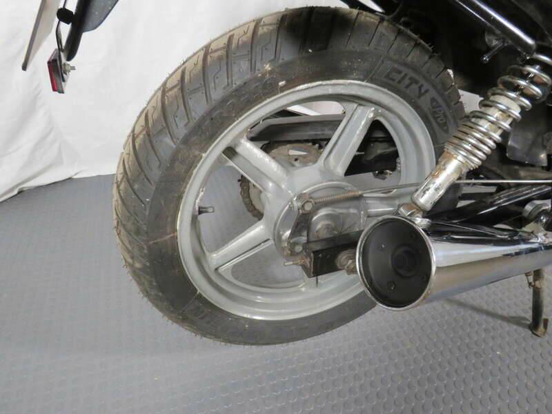 Immagine 32/40 di Honda CB 250 (1997)