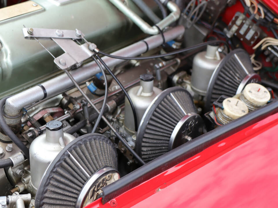 Imagen 28/50 de Austin-Healey 3000 Mk II (BN7) (1961)