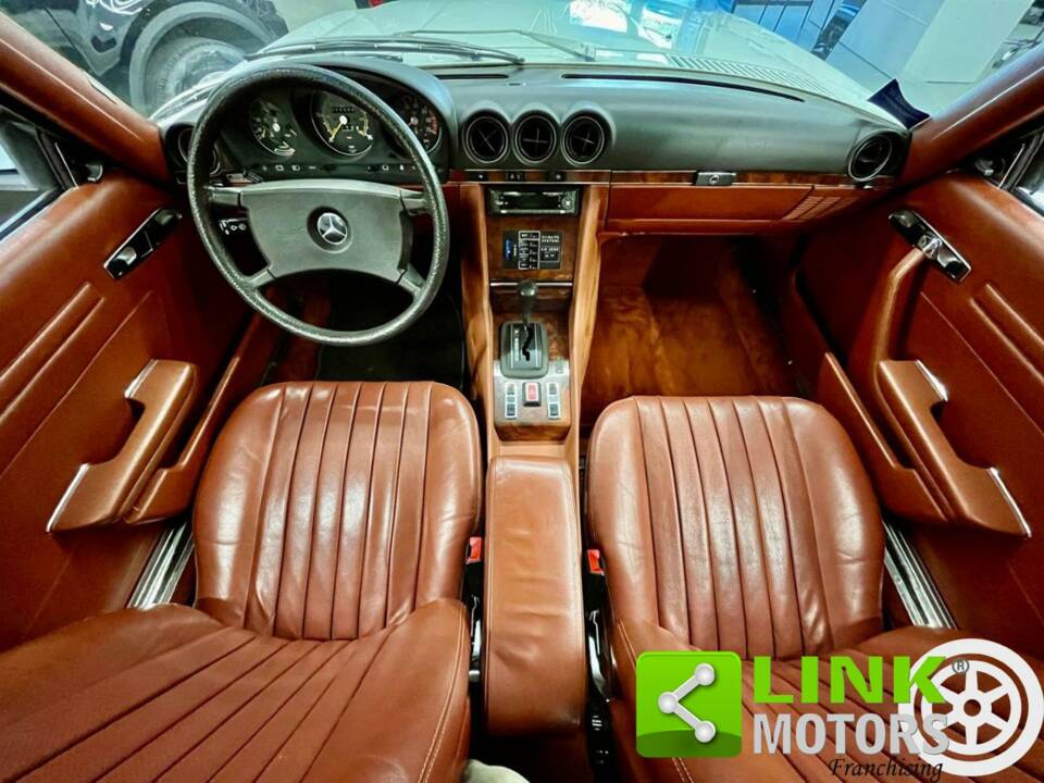 Imagen 8/10 de Mercedes-Benz 380 SLC (1981)