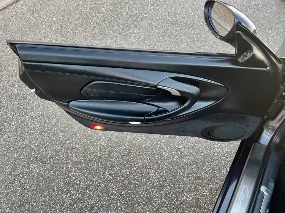 Bild 23/55 von Porsche 911 Carrera (1998)