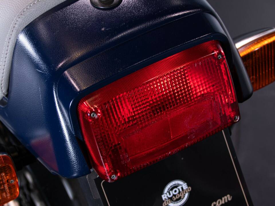 Bild 15/50 von Suzuki DUMMY (1982)