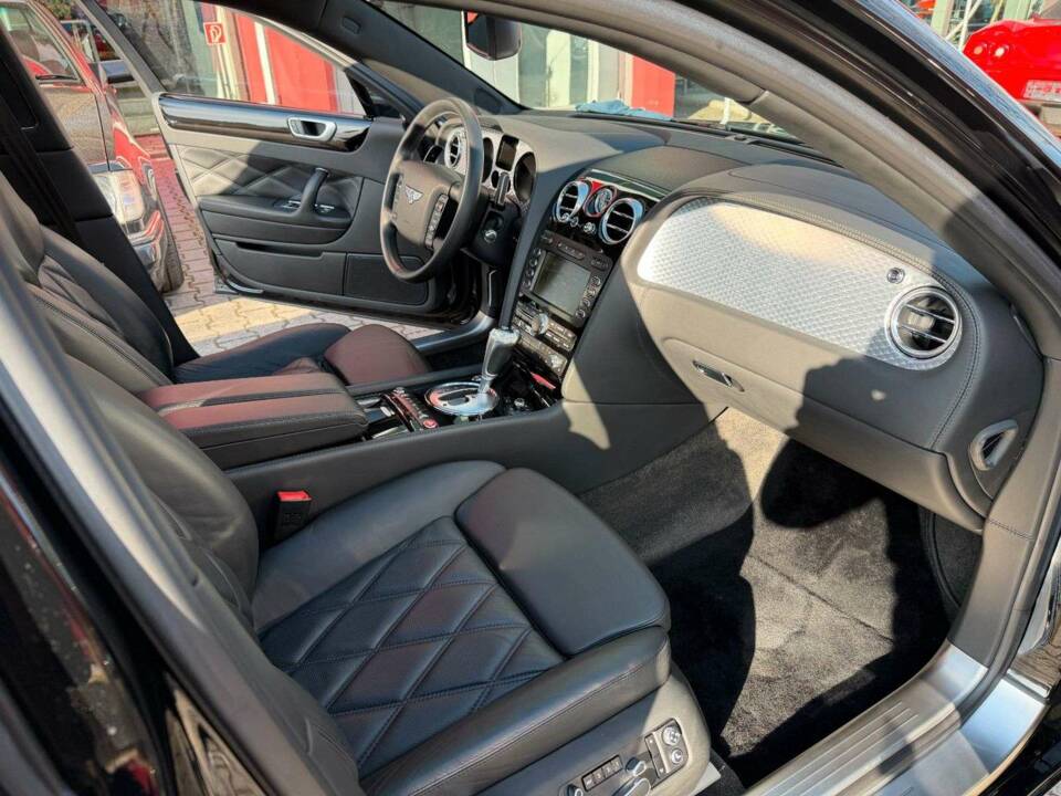 Bild 24/26 von Bentley Continental Flying Spur (2007)