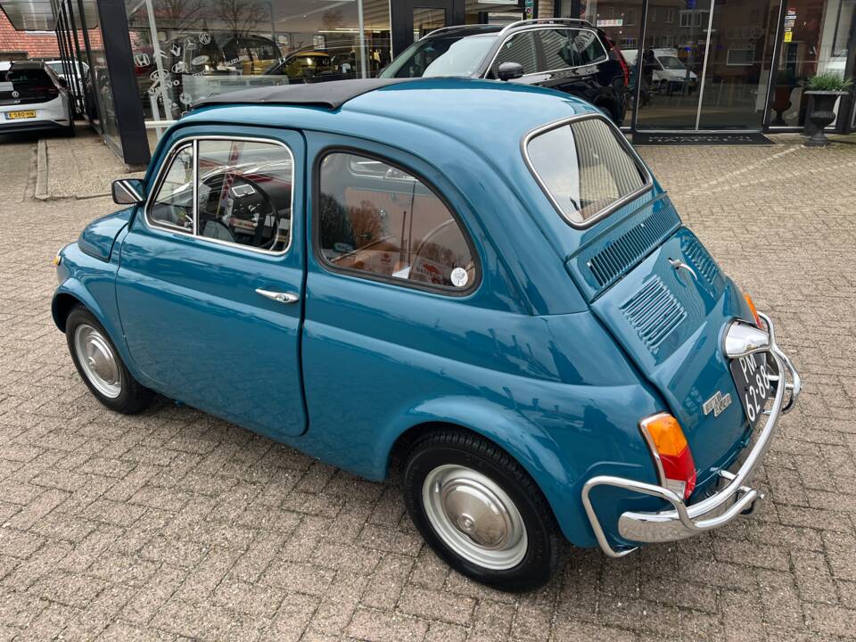 Image 21/37 of FIAT 500 F (1969)