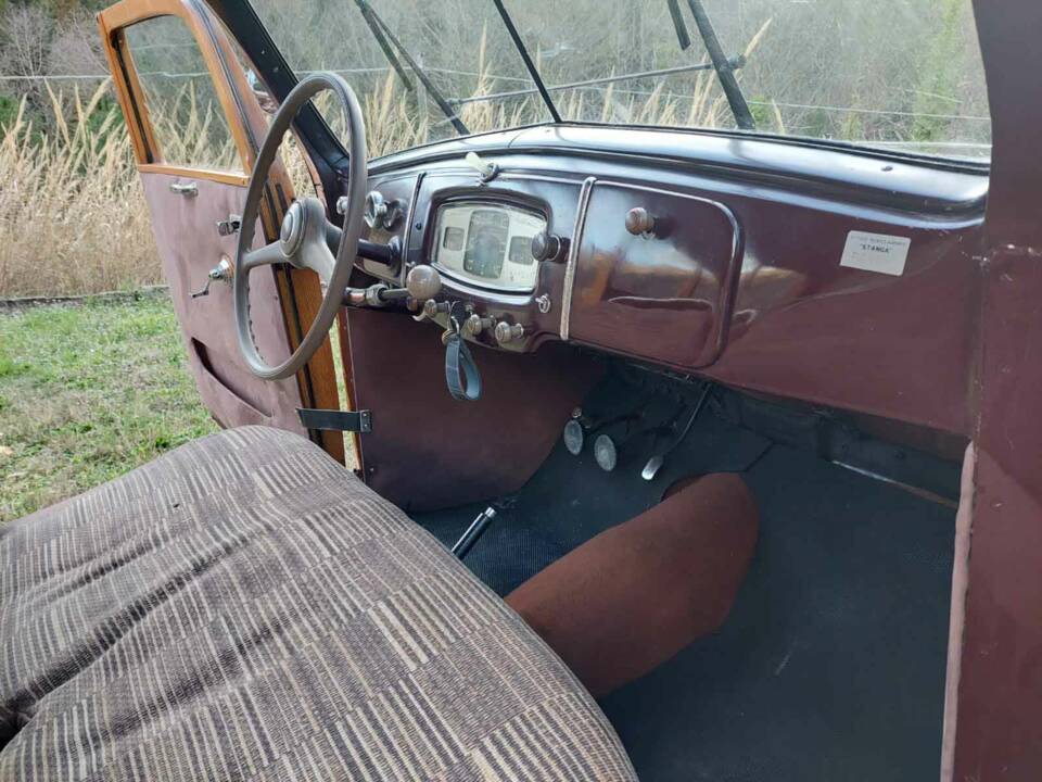 Image 28/93 of FIAT 1100-103 Familiare Viotti (1949)