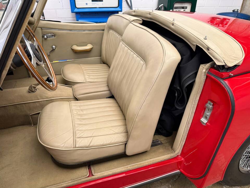 Image 10/17 of Jaguar XK 150 SE DHC (1958)