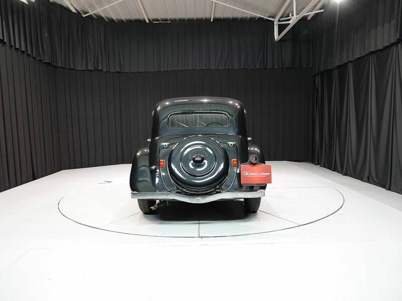 Bild 7/15 von Citroën Traction Avant 11 BL (1947)