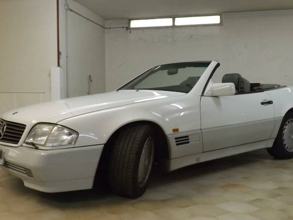 Image 1/50 de Mercedes-Benz 300 SL-24 (1989)