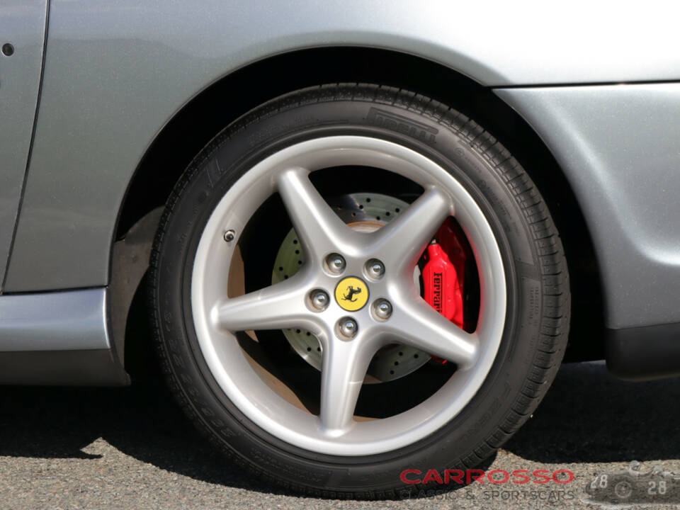 Imagen 29/50 de Ferrari 550 Maranello (1999)