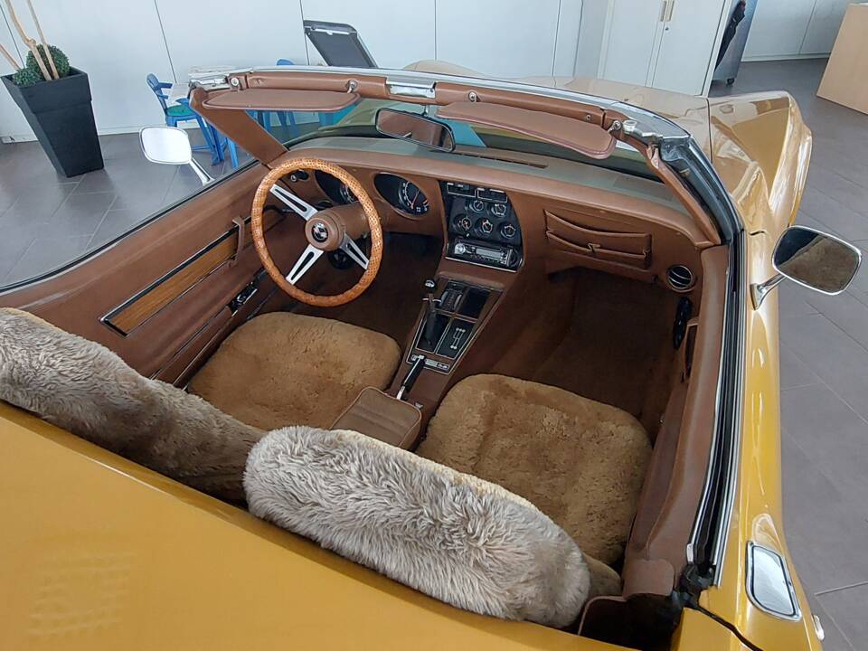 Image 29/38 de Chevrolet Corvette Stingray (1973)