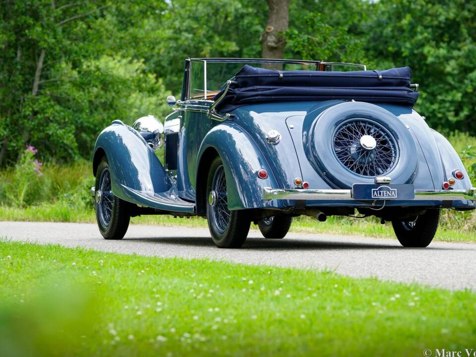 Image 55/59 of Bentley 4 1/4 Litre (1936)