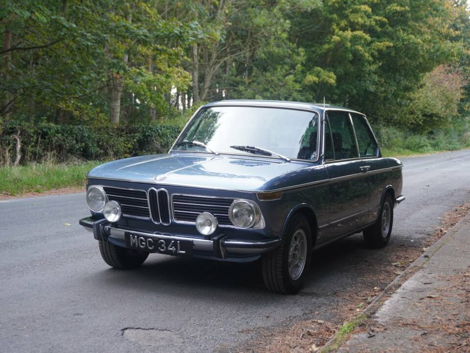 Image 3/20 of BMW 2002 tii (1973)
