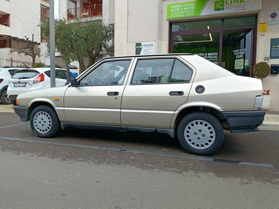 Immagine 24/50 di Alfa Romeo 33 - 1.3 S (1989)