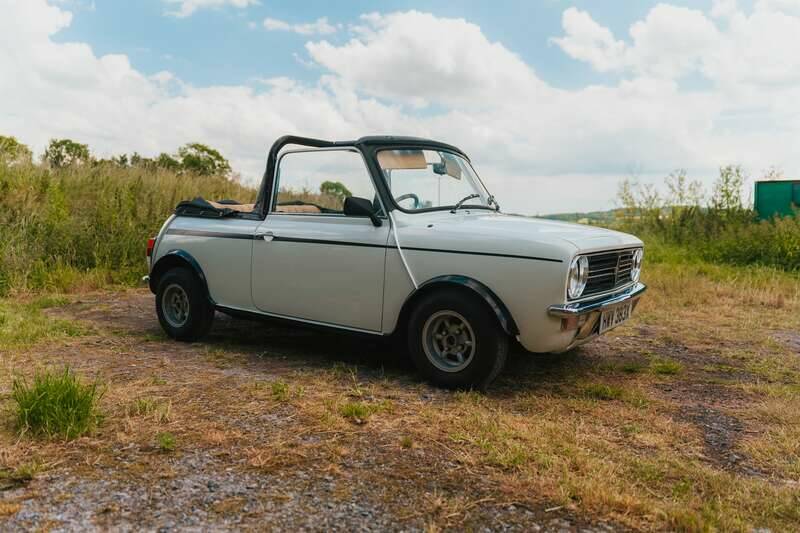 Image 8/50 of Austin Mini Pickup (1982)