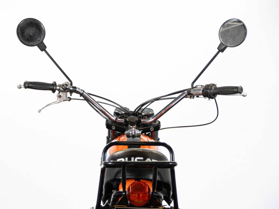 Bild 13/50 von Ducati 350 Scrambler (1974)