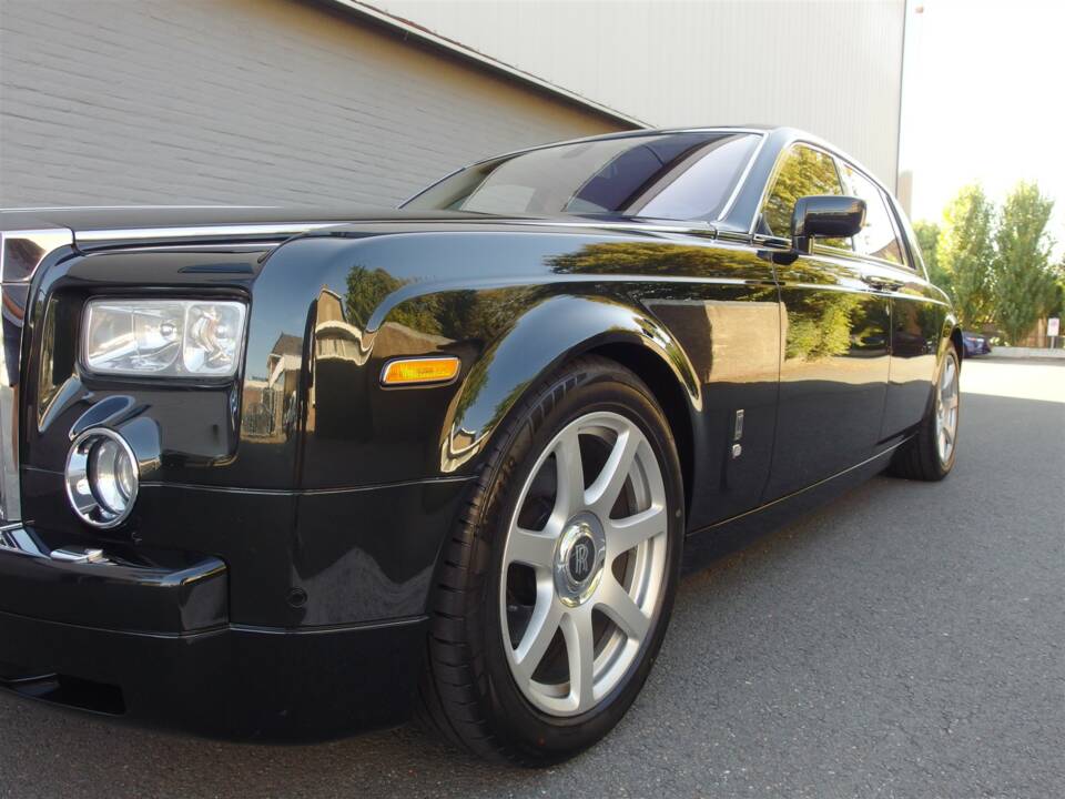 Bild 33/93 von Rolls-Royce Phantom VII (2004)