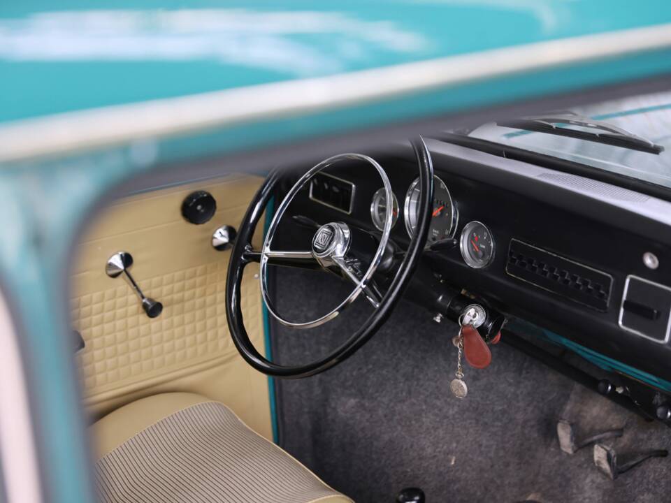 Bild 22/38 von NSU Prinz 4 L (1971)