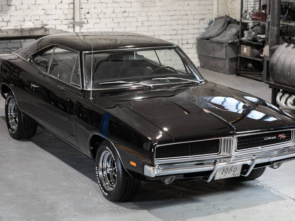 Image 1/36 of Dodge Charger R&#x2F;T 440 (1969)
