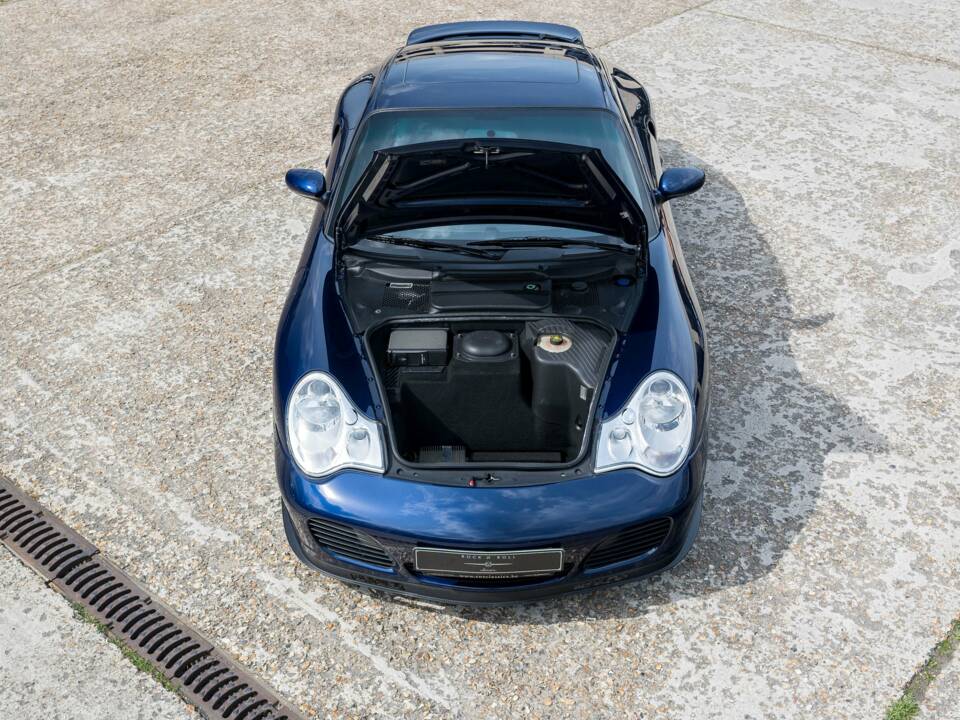 Image 39/46 of Porsche 911 Turbo (2001)