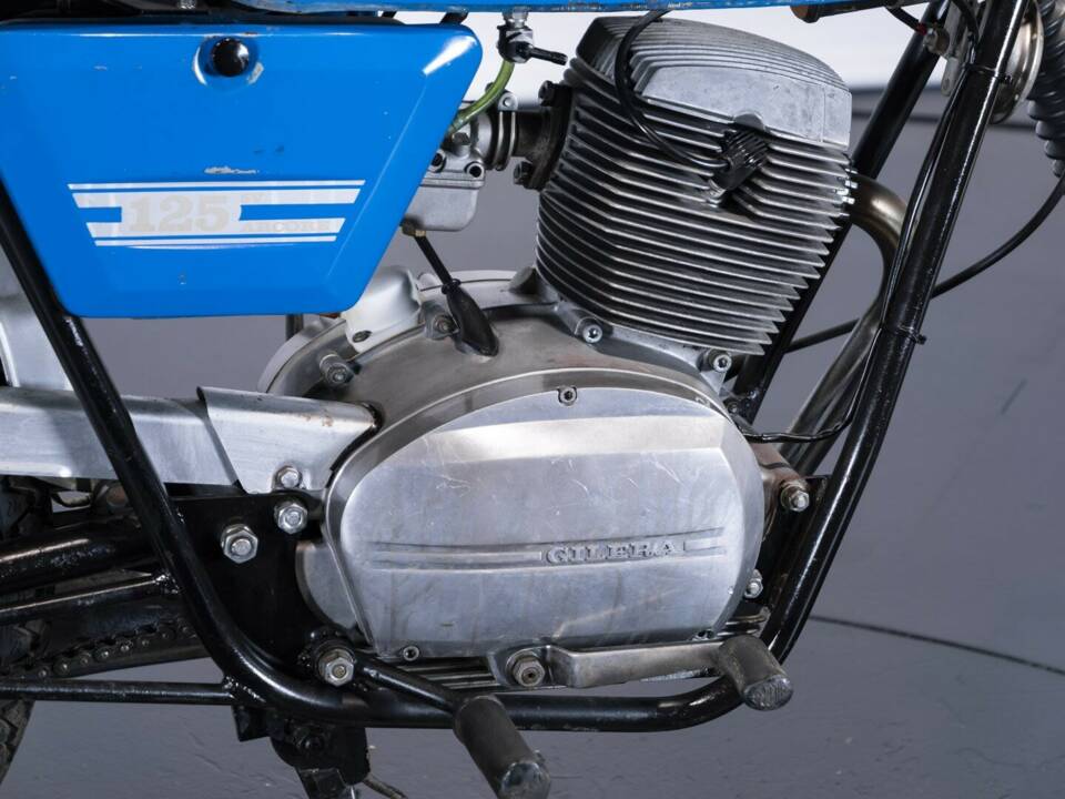 Image 25/50 of Gilera DUMMY (1974)