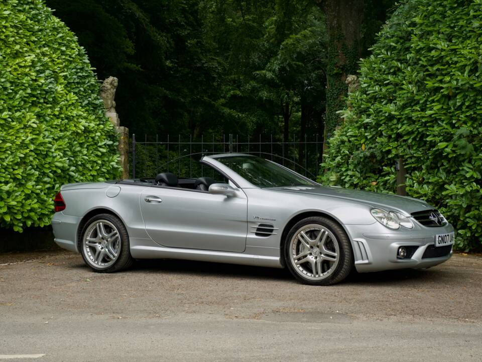 Image 12/23 de Mercedes-Benz SL 55 AMG (2007)
